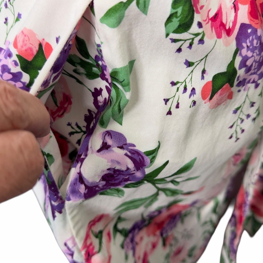 Belle Poque Floral Sweetheart Retro 50s Dress in White with Pink & Purple Blooms - Picture 4 of 10